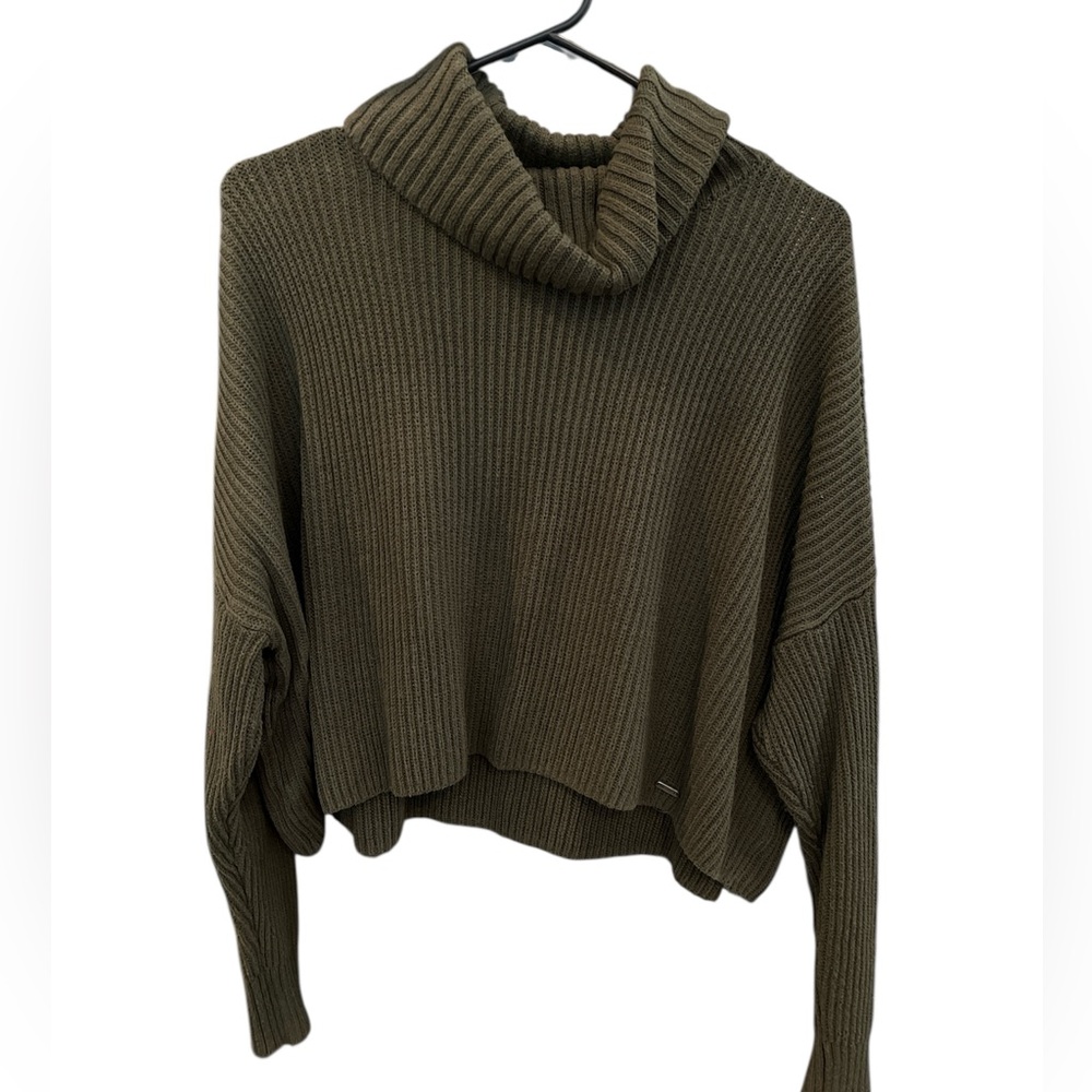 Hollister cropped sweater
